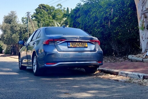 טויוטה קורולה טויוטה קורולה